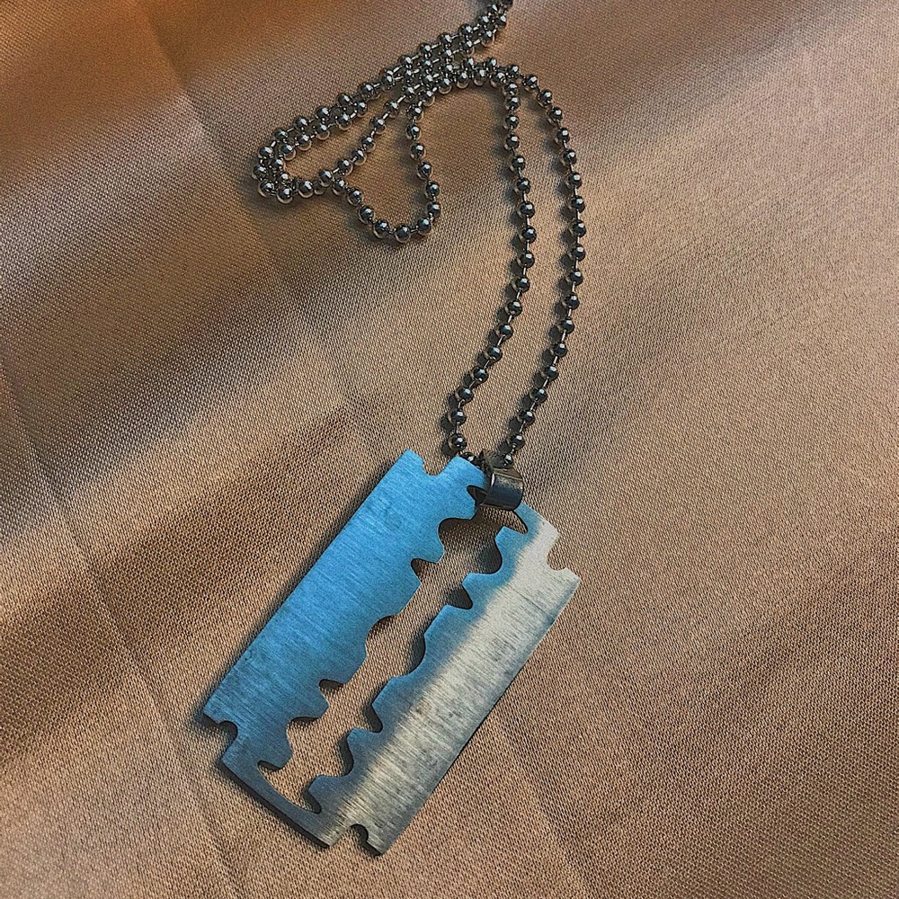 Razor blade pendant necklace dog chain style